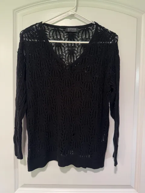 Black Open Knit Crochet Sweater V Neck Boho Coastal Layering Top Size 14-16