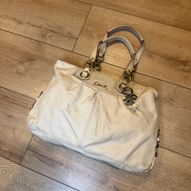 Coach White Leather Shoulder Bag with Rhinestone Charm