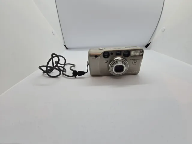 Minolta Freedom Zoom 130 Date 35mm Film Camera