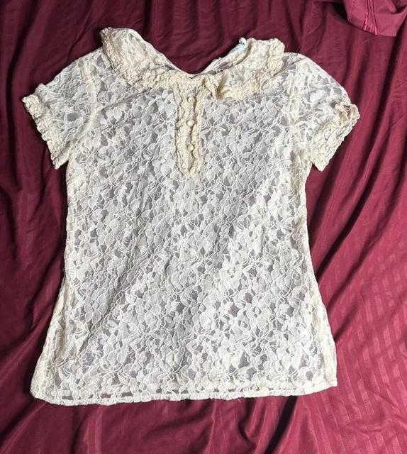 Kimchi Blue Lace Blouse Size L Ivory Cream Short Sleeve Button Top
