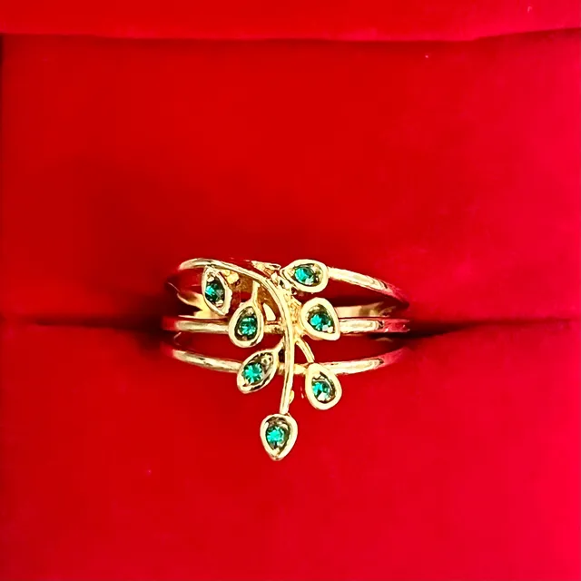 Gold-Tone Green Rhinestone Leaf Branch Statement Ring Size 6