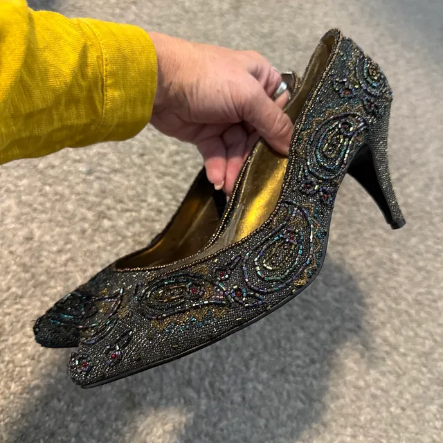 Impo Beaded Paisley Heels Pumps Metallic Multi Stiletto 7.5