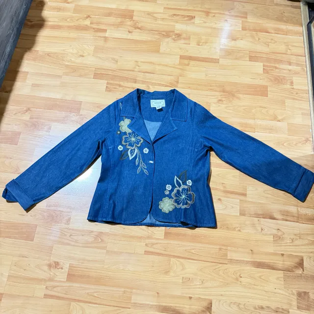 Tantrums Women’s Denim Jacket Floral Embroidered Blue Cotton Size PL Vintage