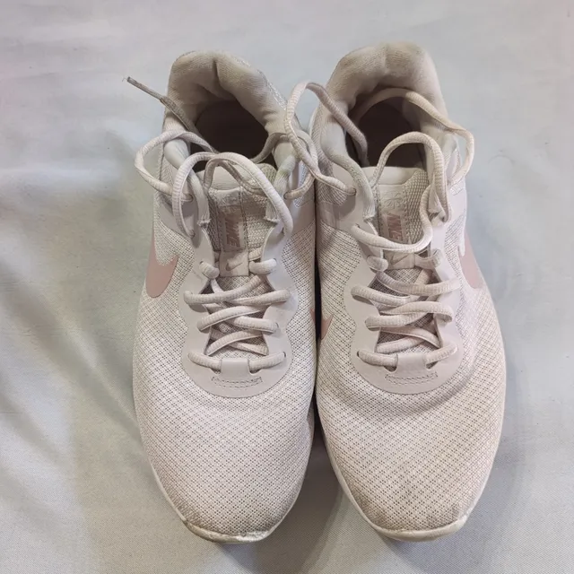Nike Revolution 6 Running Shoes Size 10 Women 