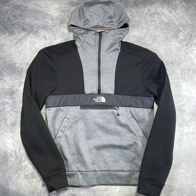 The North Face Hoodie Size M Gray Black Quarter Zip Pullover