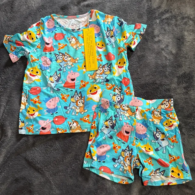 Weiwei Bluey/Peppa Pig/Baby Shark Size 5-6T2 pc bamboo set