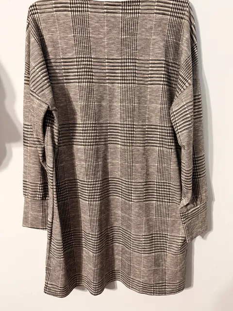 Charlie Paige Tunic Top Black White Houndstooth Plaid Long Sleeve