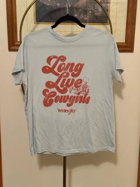 Wrangler Long Live Cowgirls Graphic T-Shirt Size M Light Blue