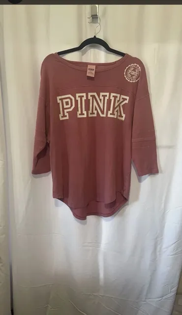 Victoria's Secret PINK Pullover Size M Pink Spellout