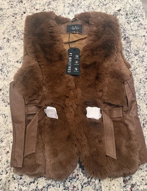 Coalition LA Faux Fur Faux Leather Vest Size XL Camel New With Tags