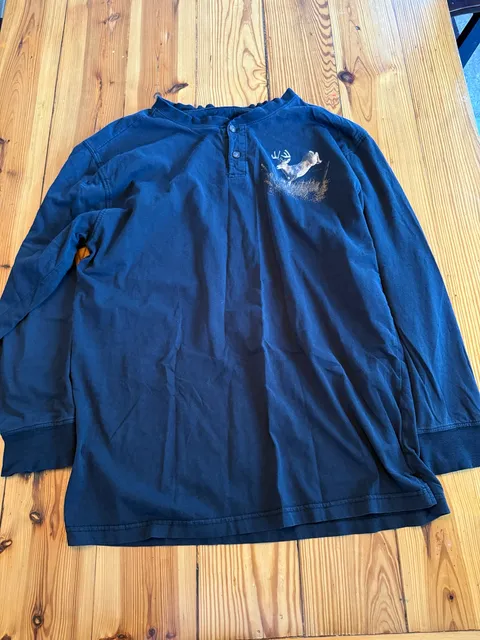 North River Outfitters Long Sleeve Henley Size M Deer Graphic Black