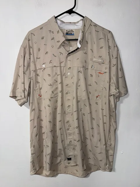 Salt Life SLX Fishing Shirt Size XL Tan Lure Print