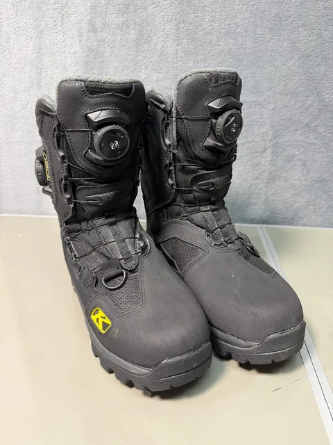 Klim Adrenaline BOA men’s  7/ 8.5 women’s Black Snowmobile Boots Gore-Tex unisex
