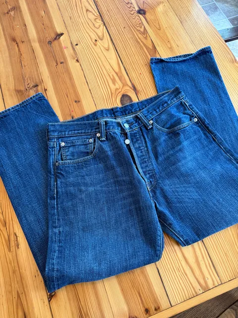 Levi's 501 Straight Leg Button Fly Jeans 34x30 Dark Wash Denim
