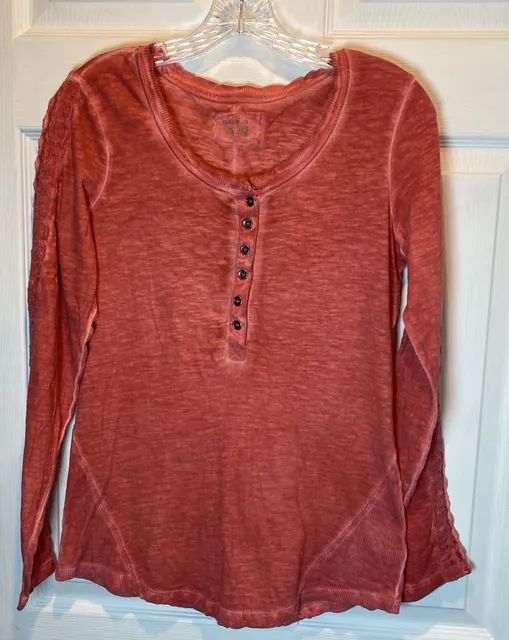 Vintage vibe Long Sleeve Coral Pink Crochet /Lace Button Front Top ...,