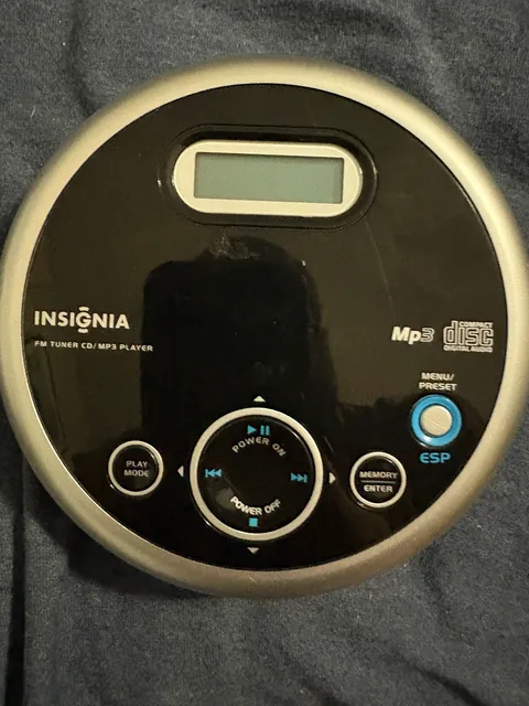 Insignia NS-P5113 Portable CD MP3 Player Black