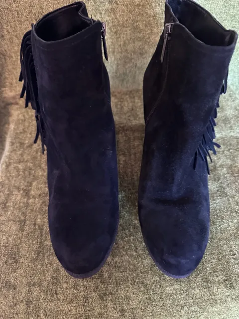 Women’s Black Suede Fringe Ankle Boots Size 9.5 – 3” Heel Western Boho