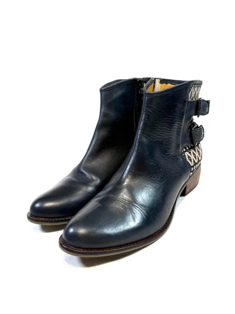 Latigo Women's Isley Ankle Boots Size 8.5 M Boho Western Americana Heritage Indie Vanguard Navy Leather Aztec Woven Double Buckle Side Zip Stacked Heel