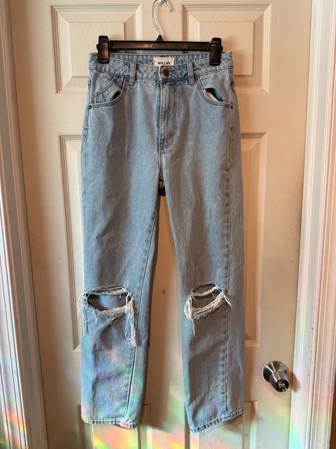 Rollas Original High Rise Straight Jeans Size 27 Distressed Light Wash