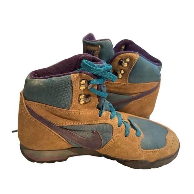 Nike Vintage Hiking Boots Brown Teal Purple