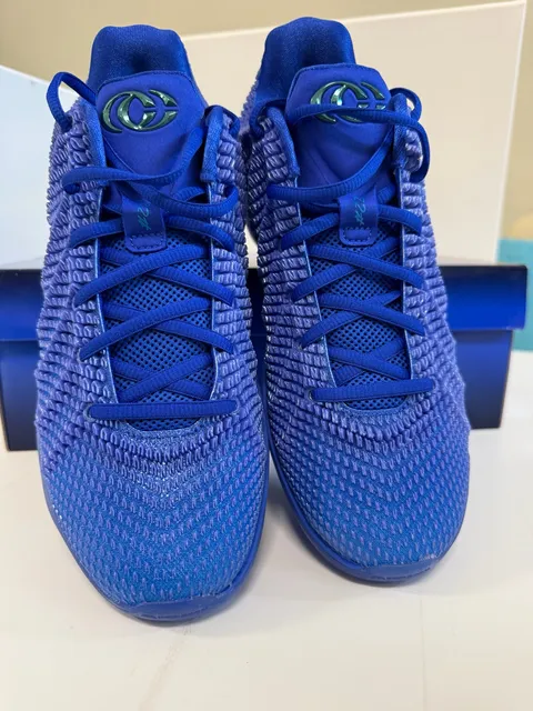 Nike Caitlin 1 Size 8 Racer Blue