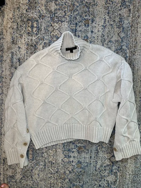 Banana Republic Mock Neck Cable Knit Sweater Size S Cream Button Cuffs