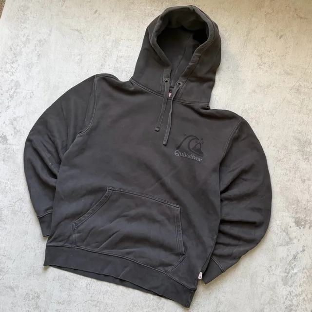 Quiksilver Hoodie Size M Black Graphic Pullover Sweatshirt
