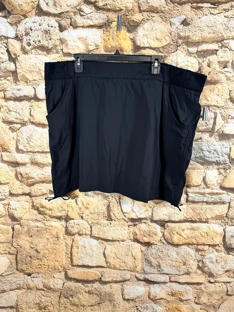 Columbia Active Skort Size 3X Black Hiking Utility Drawstring