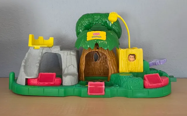 Fisher Price Little People Animal Sounds Zoo Playset 523