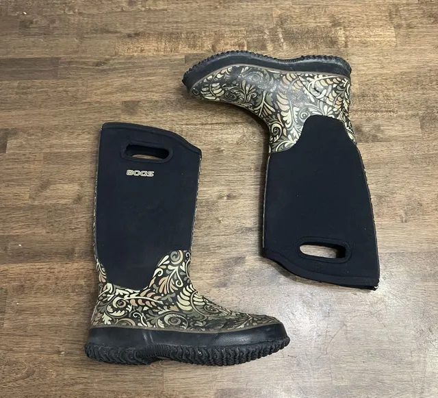 Bogs Classic High Fern Boots Size 7 Fern Print Waterproof Rubber
