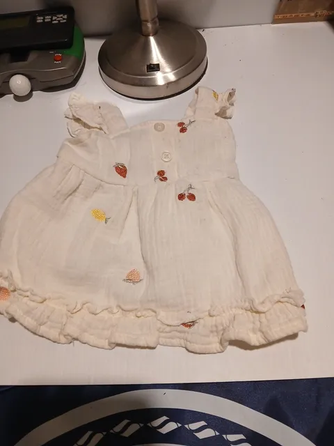 Nicole Miller New York Dress Size 3/6M White Embroidered Fruit
