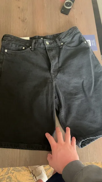 H&M Denim Shorts Black Size 32