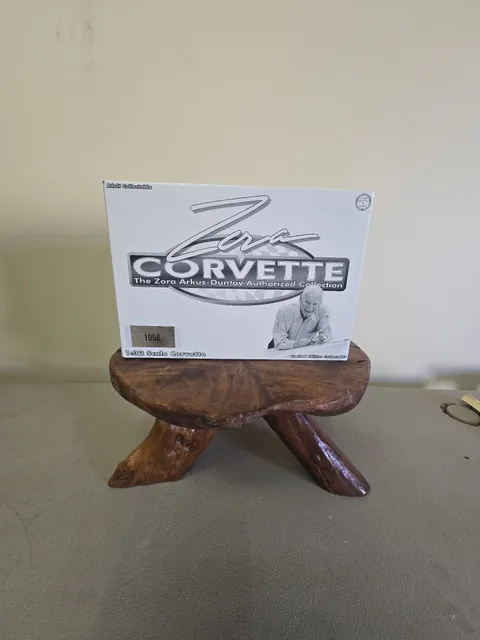 Zora Corvette 1956 1:32 Scale Corvette Authorized Collection