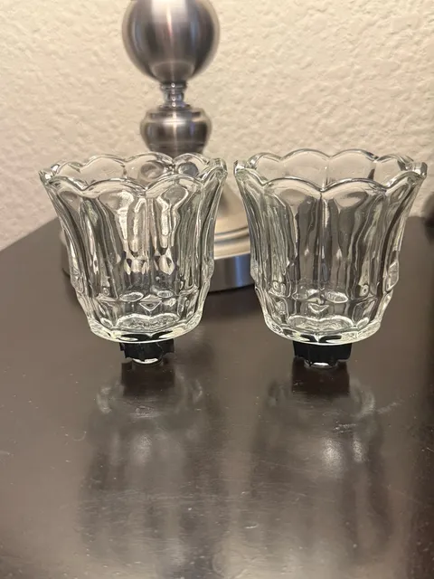 Homco Clear Glass Tulip Peg Votive Candle Holder Set of 2