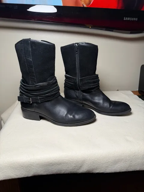 Lauren Ralph Lauren Megan Boots Size 9B Black Leather Suede