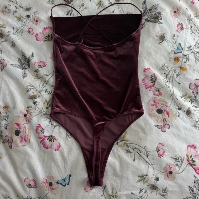 Abercrombie & Fitch Velvet Bodysuit Size XS Burgundy Crisscross Straps