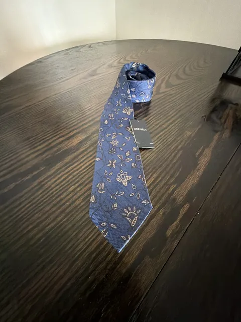 Cremieux Floral Silk Necktie Blue