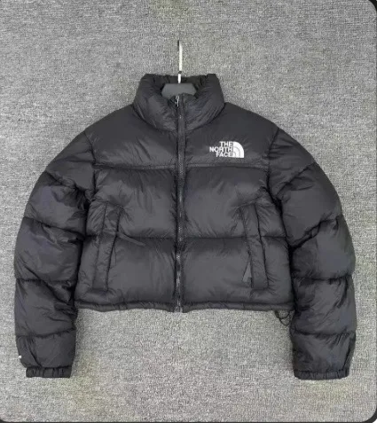 The North Face Nuptse cropped Puffer Jacket Black