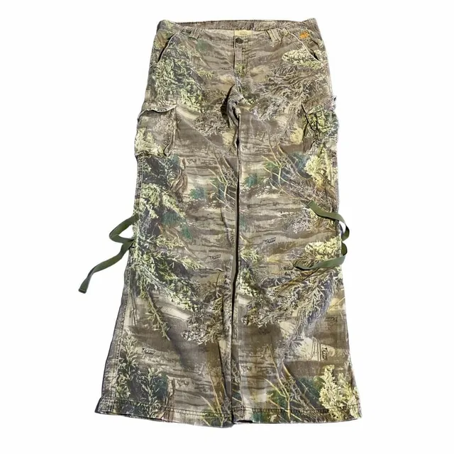 Realtree Girl Cargo Pants Size 30/10 Camo Hunting Wide Leg