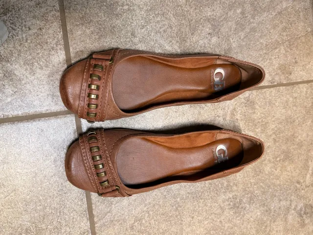 Gianni Bini Brown Ballet Flats Brass Hardware Preppy Equestrian 6.5