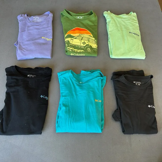 Columbia T-Shirt Lot of 6 Size XL Assorted Colors Graphic & Logo Tees