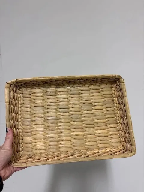 Farmhouse basket decor