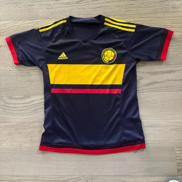 Adidas Colombia Soccer Jersey Size large Blue Yellow Red Climacool
