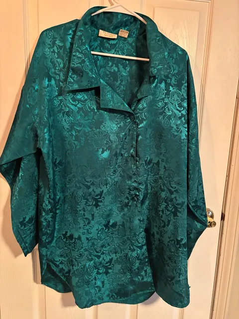 Victoria's Secret Vintage Silk Pajama Top Size M/L