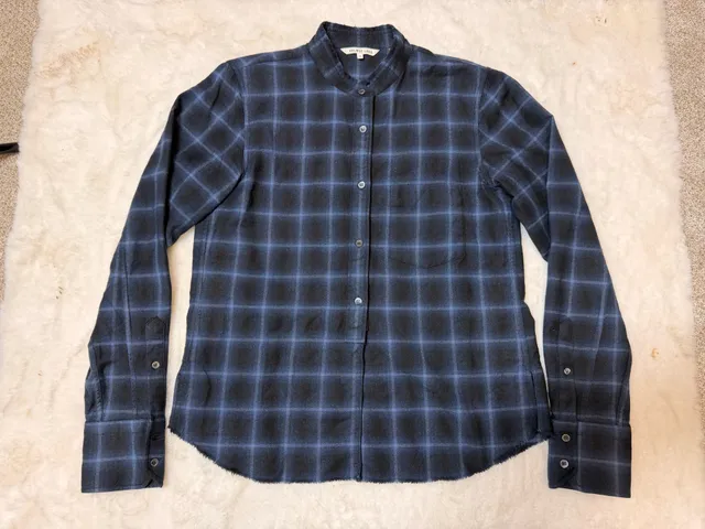 Helmut Lang Plaid Wool Cashmere Button Up Size M Blue Black Long Sleeve Top