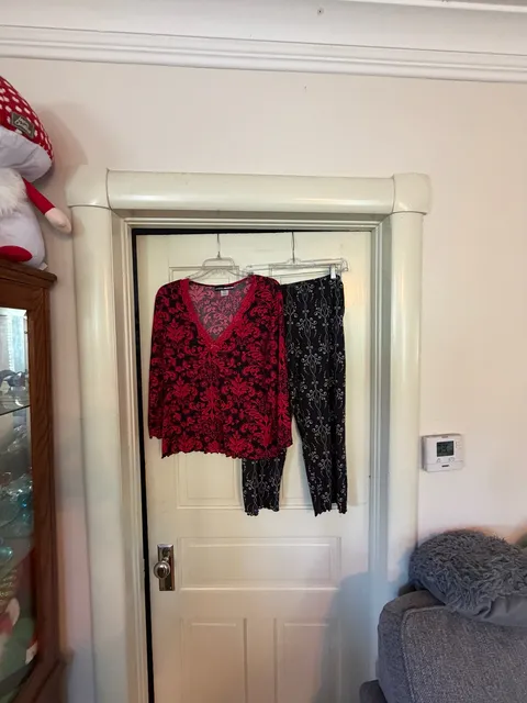 Studio Donatella Top & Pants Set Size S Red Black Floral