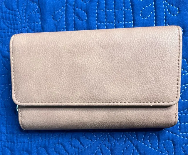 Organizer Wallet Tan