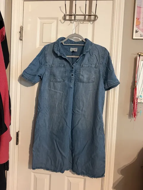 Universal Thread Denim Dress Size L Blue Short Sleeve Shirt Dress