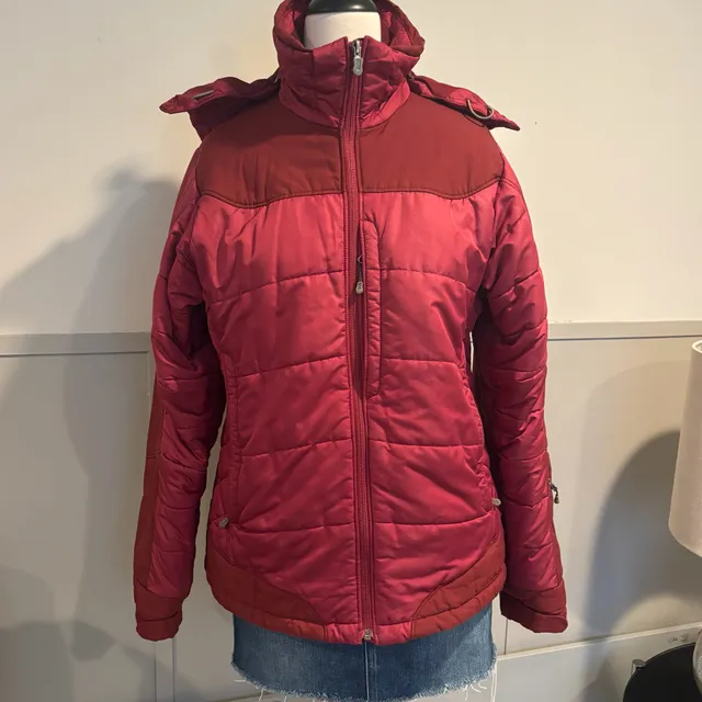 Patagonia Ski Snow Jacket Size M Red Puffer Hooded Coat