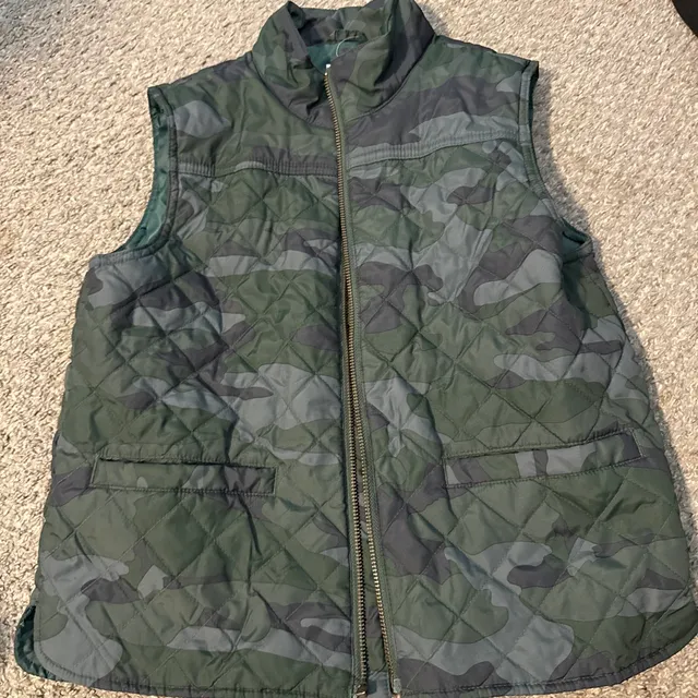 Crewcuts Quilted Camo Vest Size 10 Green